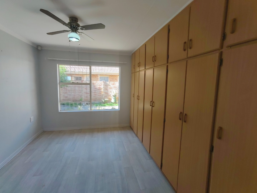 To Let 2 Bedroom Property for Rent in Fleurdal Free State